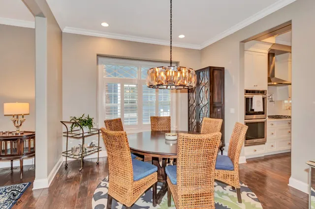 $1,350,000 | 117 South La Grange Road, La Grange, IL 60525