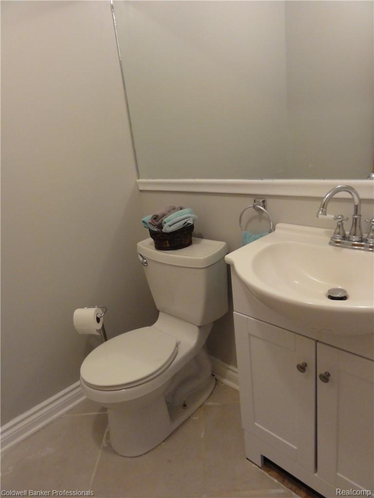 1114 South Kern Road Fowlerville, MI 48836 - Photo 19 of 56 Updated 1/2 bath on the main floor.