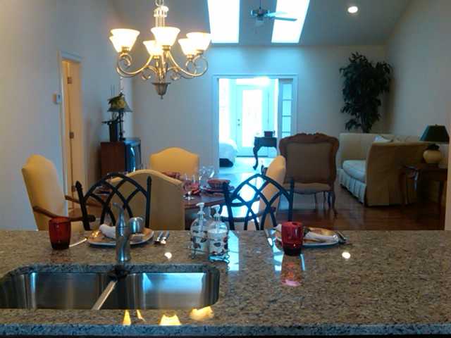 315 Old River Road, Unit 5 Lincoln, RI 02838 - Photo 12 of 16 Den/Family/Great Room. Photo of similar unit