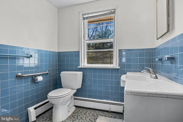 $775,000 | 52 Westbrook Drive, Moorestown, NJ 08057