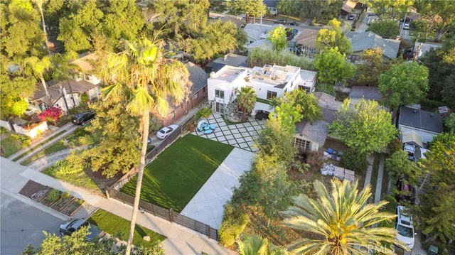 $1,699,999 | 1290 East Woodbury Road, Pasadena, CA 91104