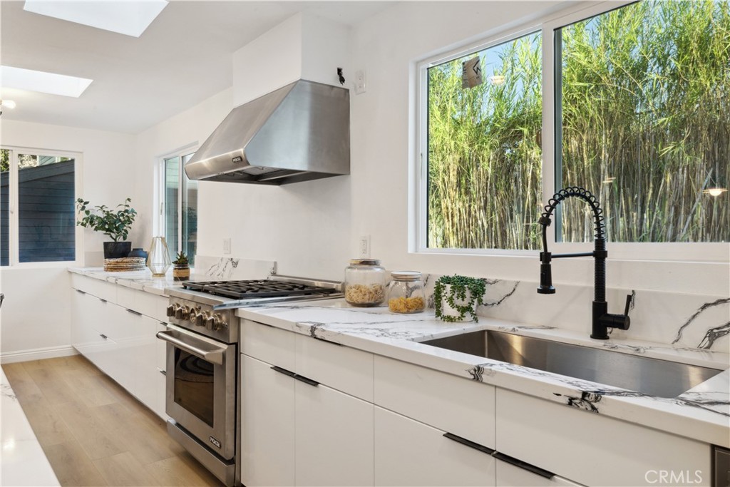 1290 East Woodbury Road Pasadena, CA 91104 - Photo 25 of 70