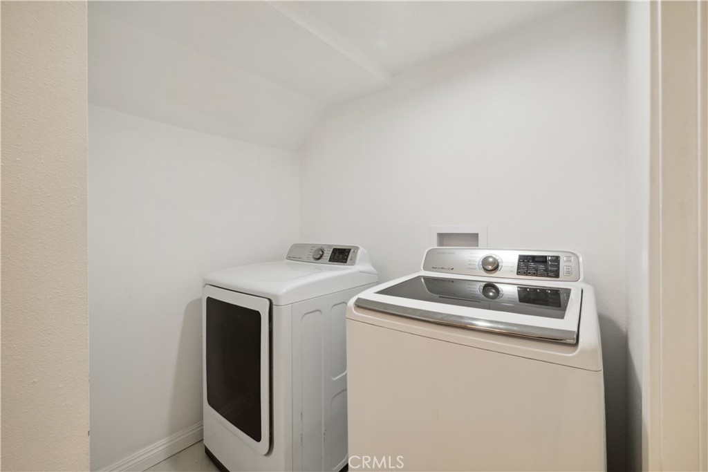 1290 East Woodbury Road Pasadena, CA 91104 - Photo 26 of 70