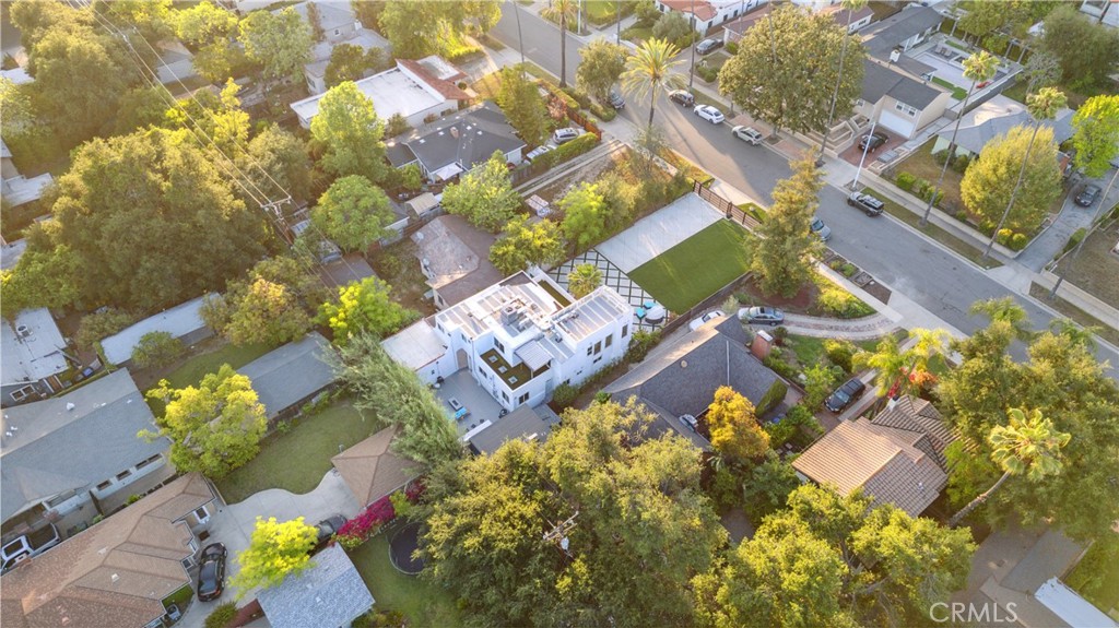 1290 East Woodbury Road Pasadena, CA 91104 - Photo 3 of 70