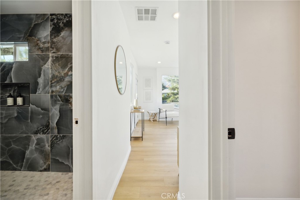 1290 East Woodbury Road Pasadena, CA 91104 - Photo 37 of 70