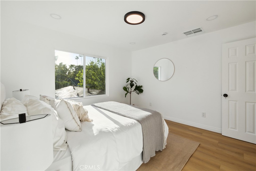 1290 East Woodbury Road Pasadena, CA 91104 - Photo 48 of 70