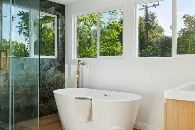 $1,699,999 | 1290 East Woodbury Road, Pasadena, CA 91104