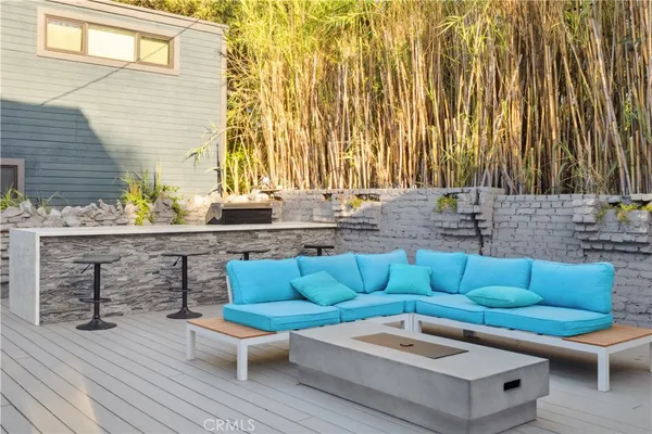 $1,549,999 | 1290 East Woodbury Road, Pasadena, CA 91104