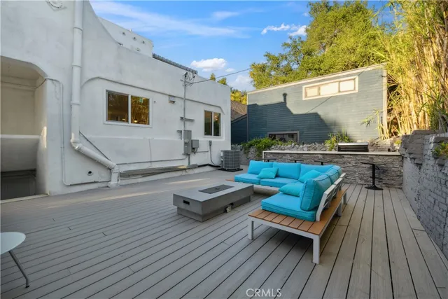 $1,699,999 | 1290 East Woodbury Road, Pasadena, CA 91104