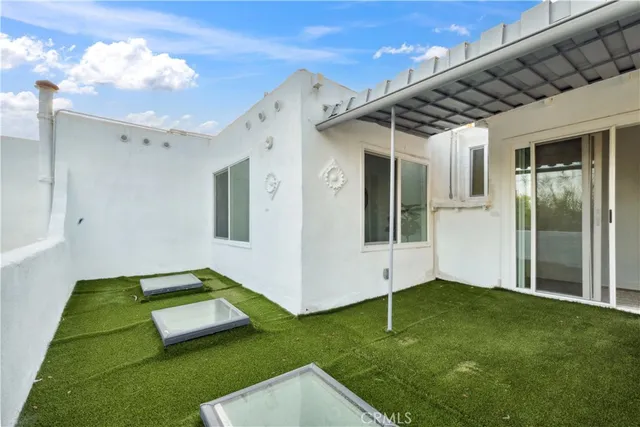 $1,699,999 | 1290 East Woodbury Road, Pasadena, CA 91104