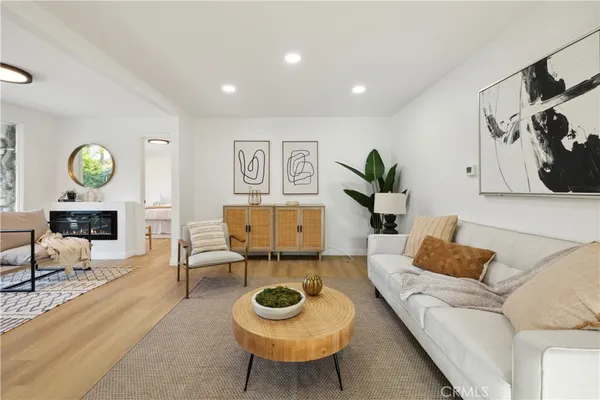 $1,549,999 | 1290 East Woodbury Road, Pasadena, CA 91104