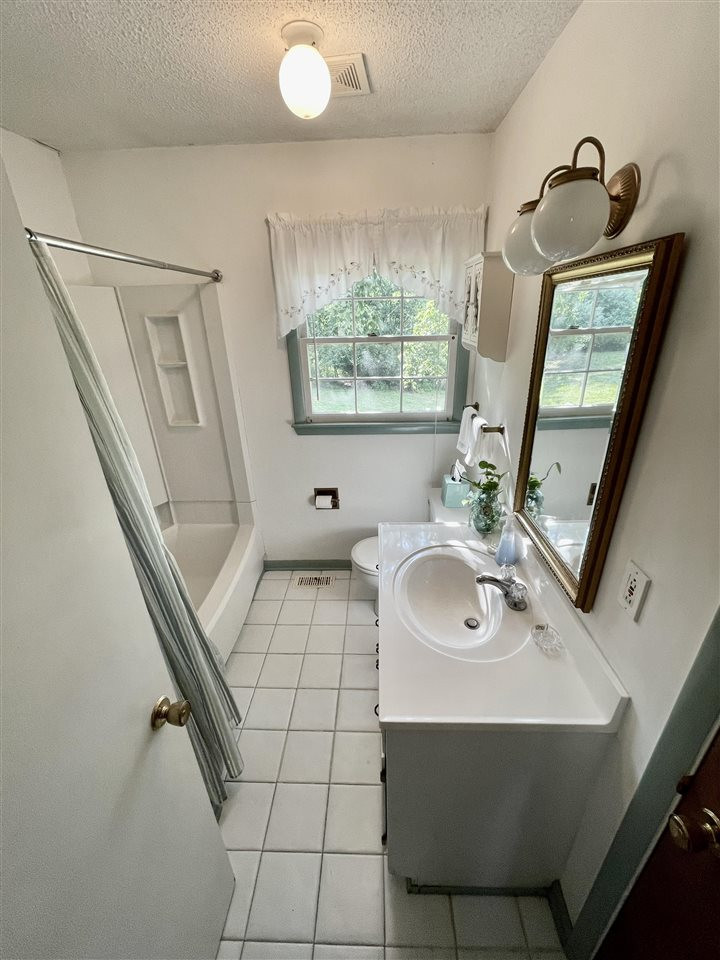 8100 Rhodes Road Apex, NC 27539 - Photo 8 of 17 Bathroom