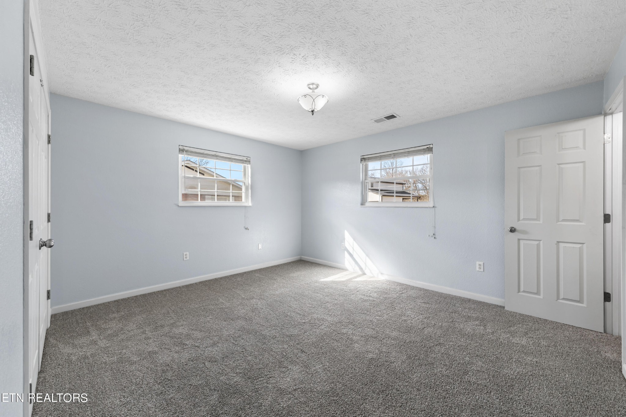 2252 Shinbone Road Sevierville, TN 37876 - Photo 17 of 27 a view of an empty room with a window