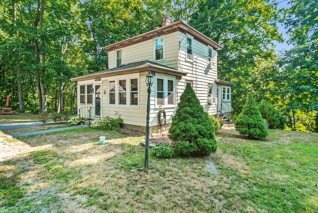 39 North Walnut Street Clinton, MA 01510 - Photo 1 of 39 Gallery Image 1