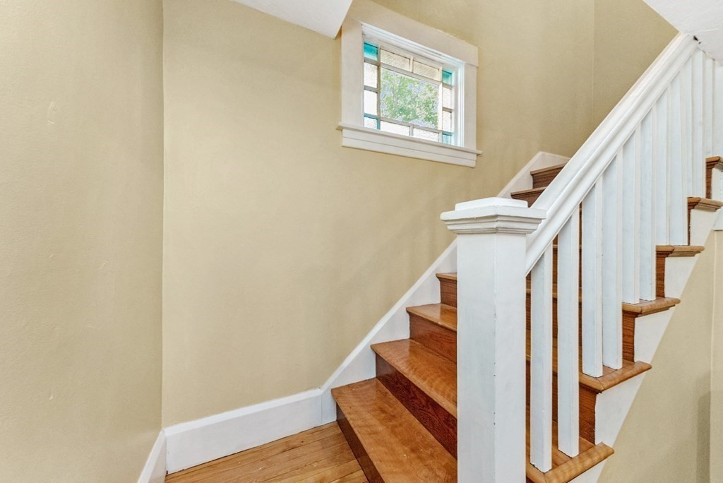 39 North Walnut Street Clinton, MA 01510 - Photo 25 of 39 Gallery Image 25