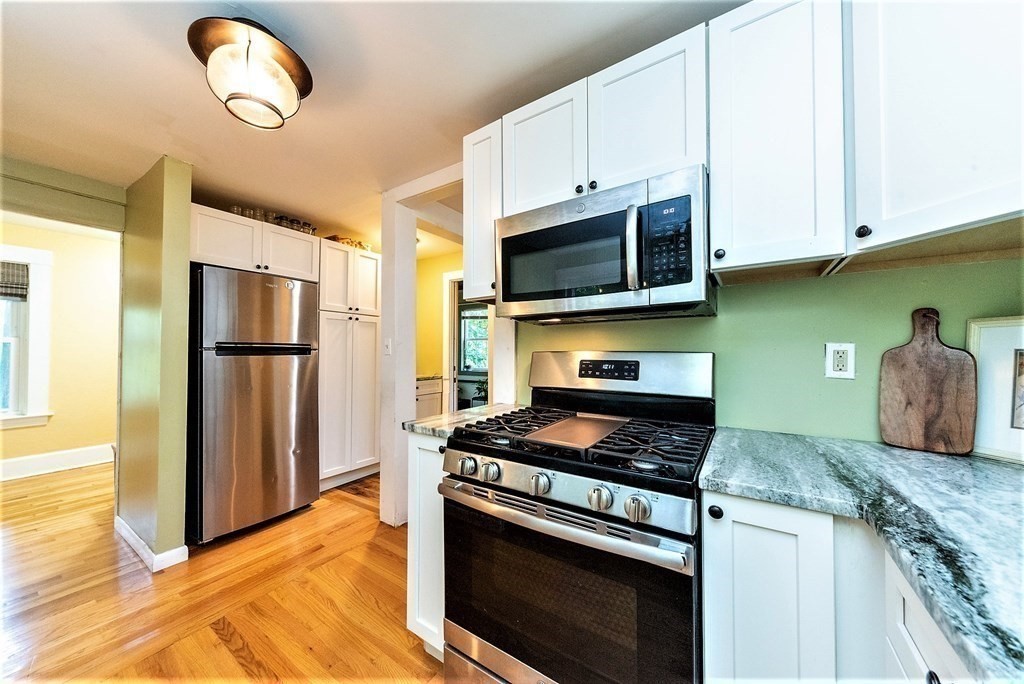 39 North Walnut Street Clinton, MA 01510 - Photo 7 of 39 Gallery Image 7