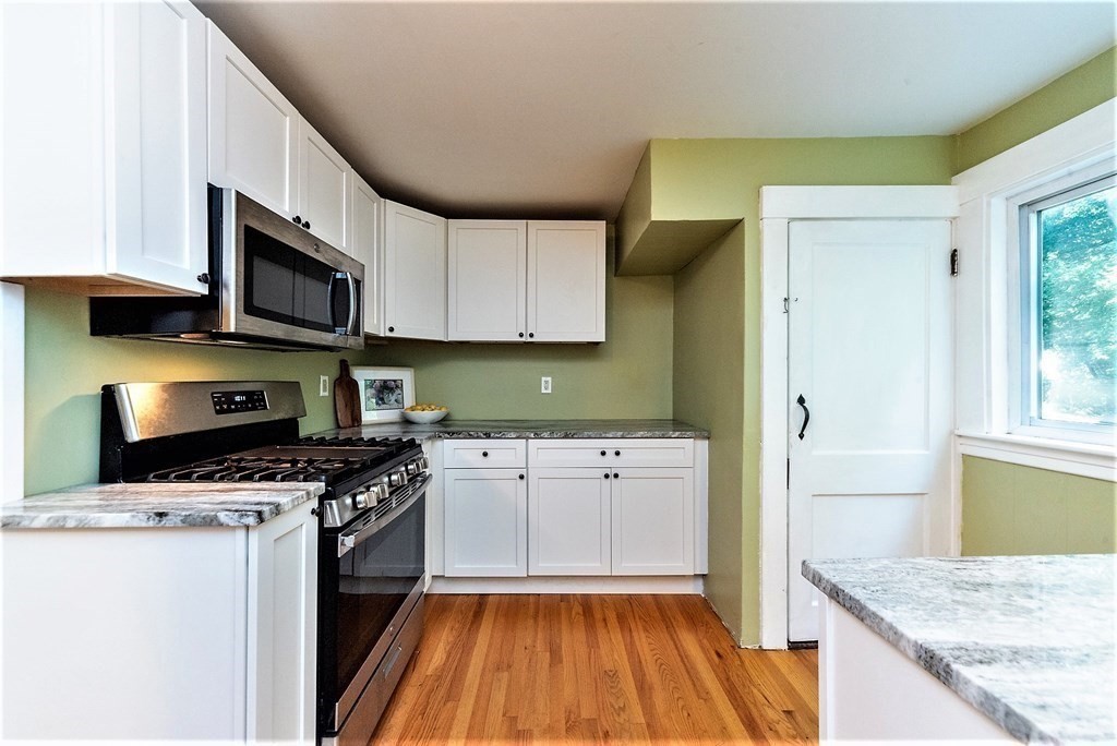39 North Walnut Street Clinton, MA 01510 - Photo 8 of 39 Gallery Image 8