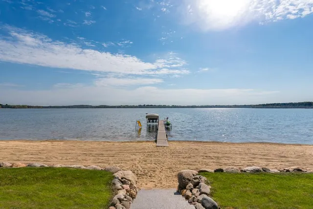 $1,295,000 | 30112 County Road 3, Merrifield, MN 56465