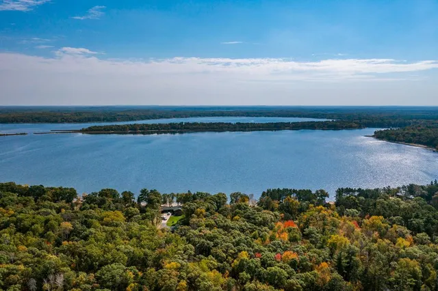 $1,295,000 | 30112 County Road 3, Merrifield, MN 56465