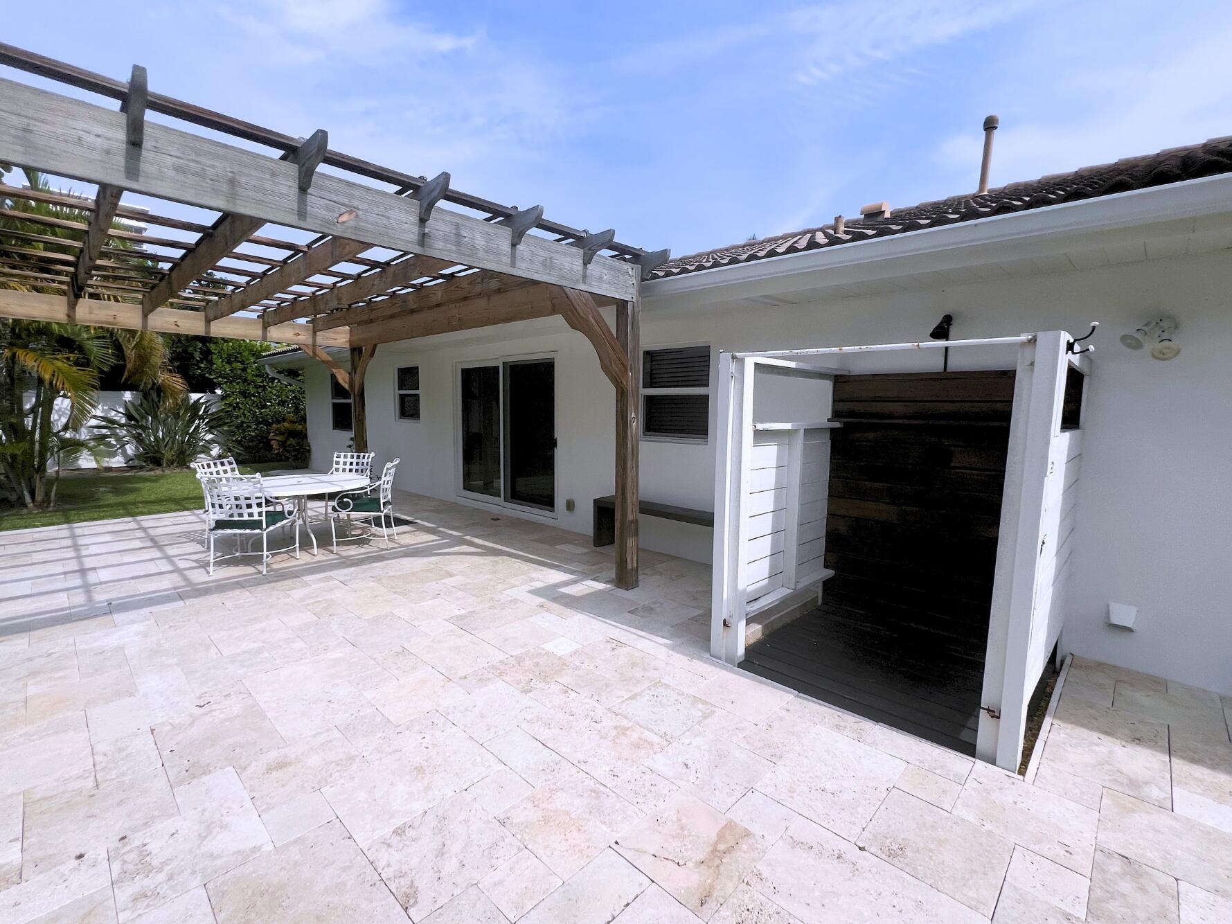 1260 Manor Drive Riviera Beach, FL 33404 - Photo 41 of 56 259