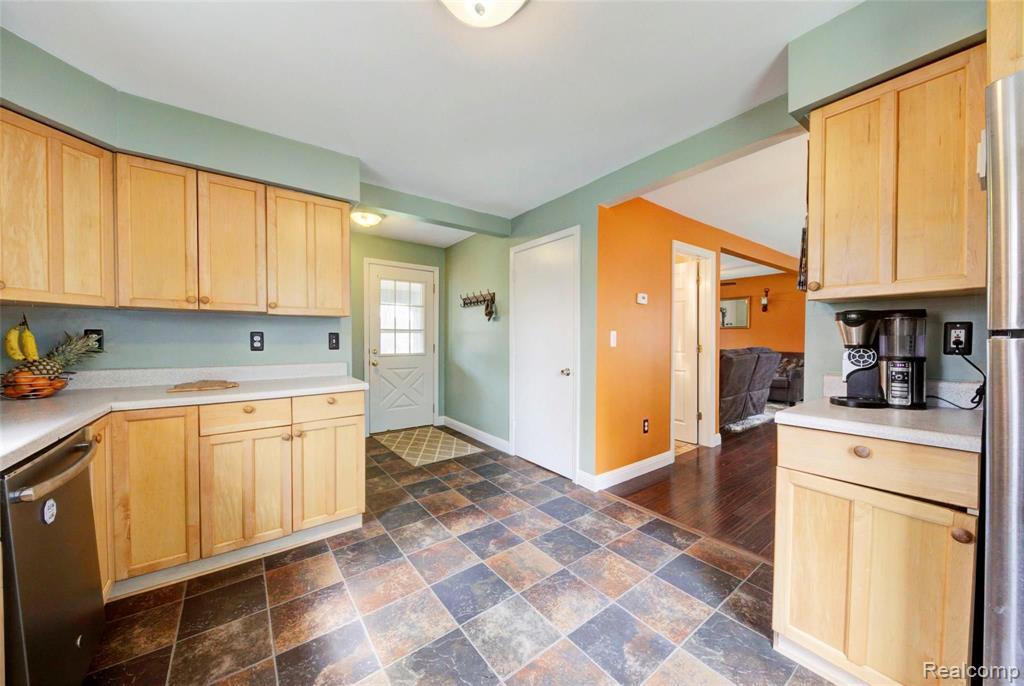 7139 Mabley Hill Road Fenton, MI 48430 - Photo 15 of 35
