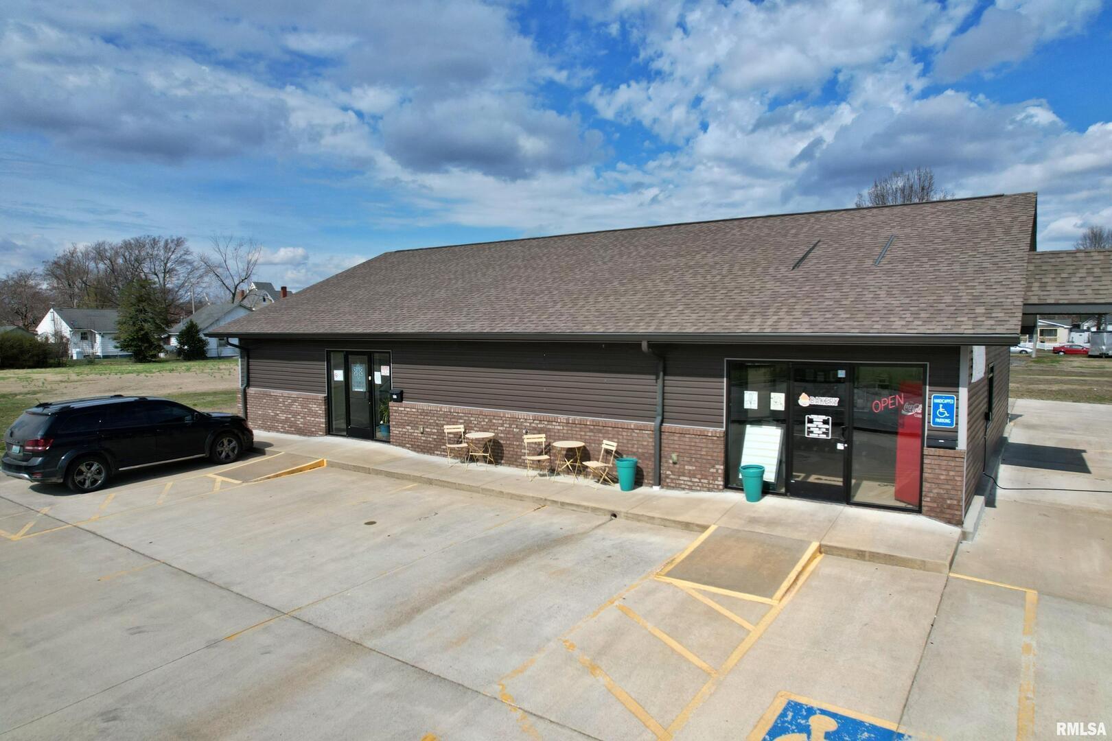 613 East 5th Street Metropolis, IL 62960 - Photo 5 of 18