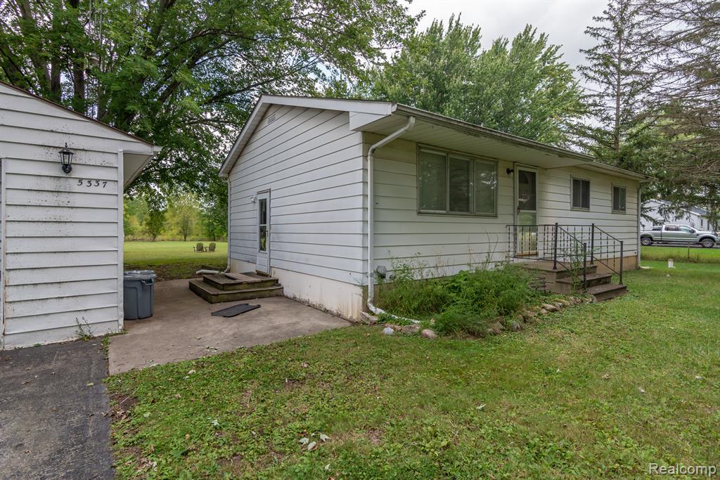 5337 North Linden Road Flint, MI 48504 - Photo 14 of 20 Gallery Image 14