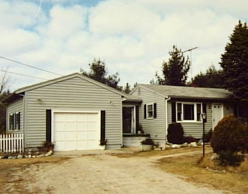 1 Pierceville Road Wareham, MA 02576 - Photo 1 of 1 Gallery Image 1