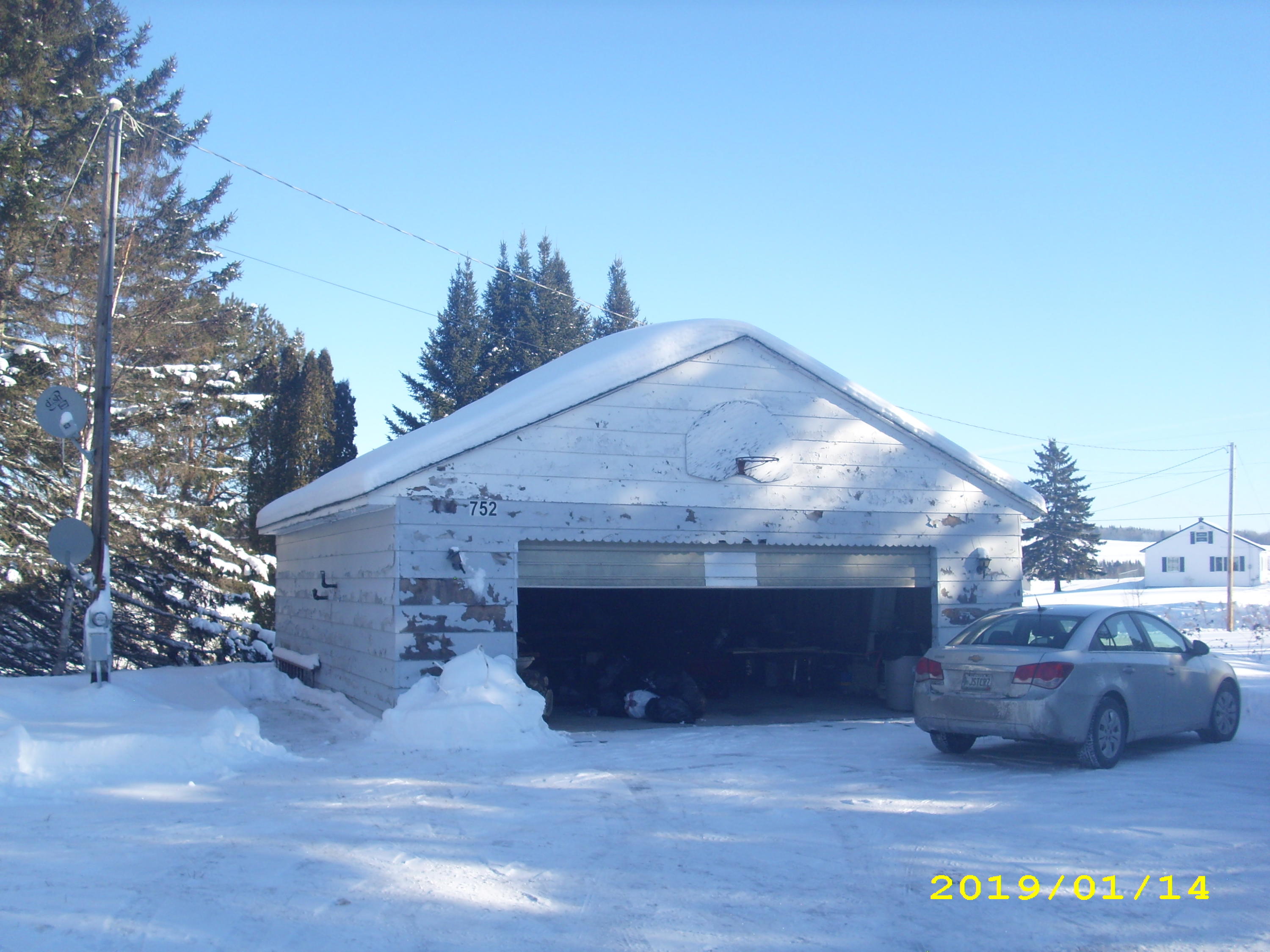 752 East Limestone Road Fort Fairfield, ME 04742 - Photo 3 of 8 DSCI0077