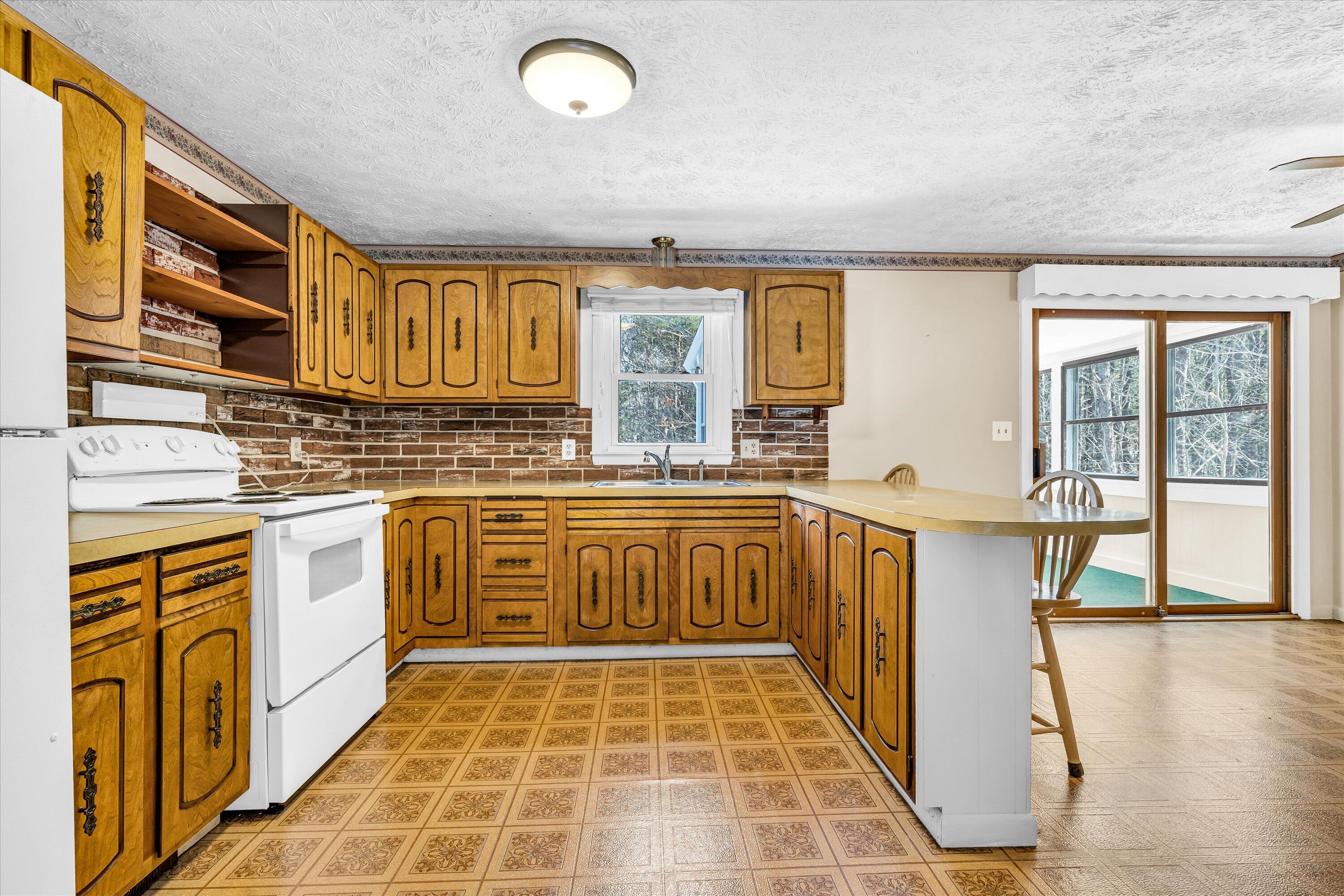 32 Old County Road Scarborough, ME 04074 - Photo 16 of 40 21-DSC06639
