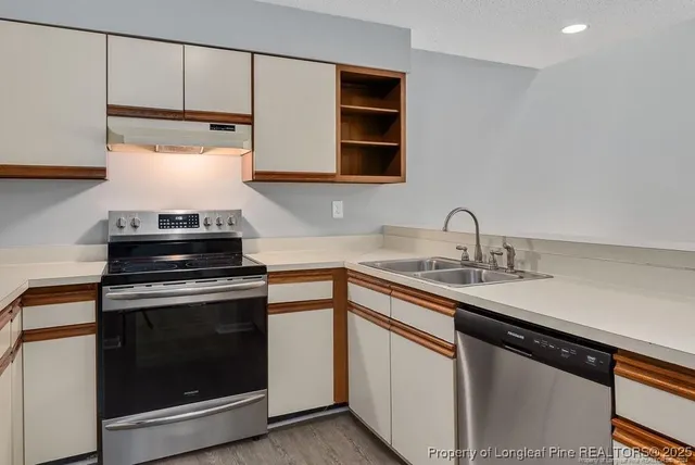 $165,700 | 525 Cypress Trace Drive, Unit 35, Fayetteville, NC 28314