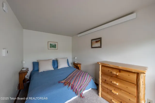 $2,375,000 | 3548 North Lake Creek Drive, Unit 2223, Wilson, WY 83014