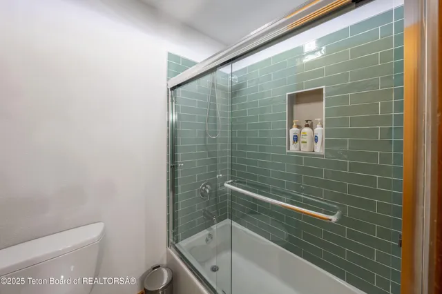 $2,375,000 | 3548 North Lake Creek Drive, Unit 2223, Wilson, WY 83014