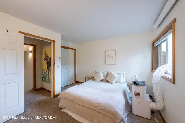 $2,375,000 | 3548 North Lake Creek Drive, Unit 2223, Wilson, WY 83014