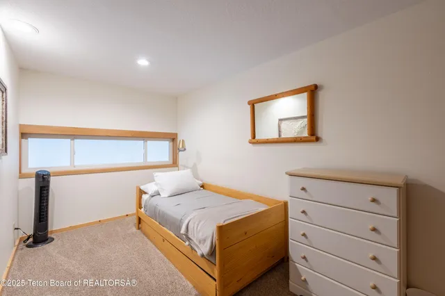 $2,375,000 | 3548 North Lake Creek Drive, Unit 2223, Wilson, WY 83014