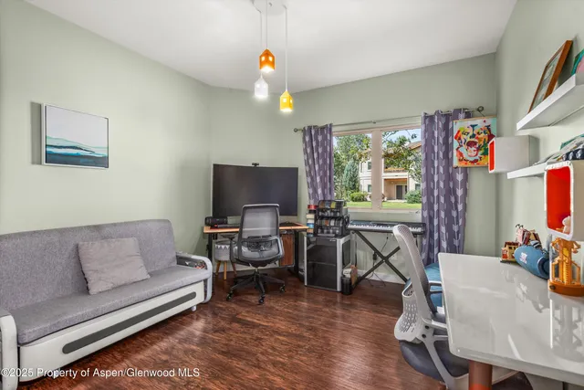 $825,000 | 1400 East Valley Road, Unit 115, Basalt, CO 81621