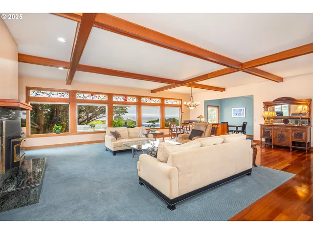 $979,000 | 1055 Northwest Estate Drive, Seal Rock, OR 97376