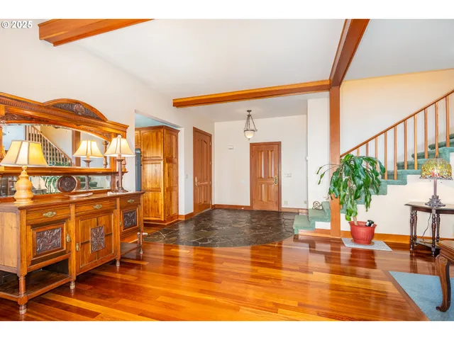 $979,000 | 1055 Northwest Estate Drive, Seal Rock, OR 97376