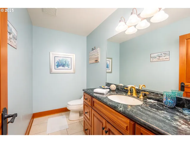 $979,000 | 1055 Northwest Estate Drive, Seal Rock, OR 97376