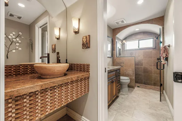 $1,100,000 | 133 Juan Circle, Palm Desert, CA 92260
