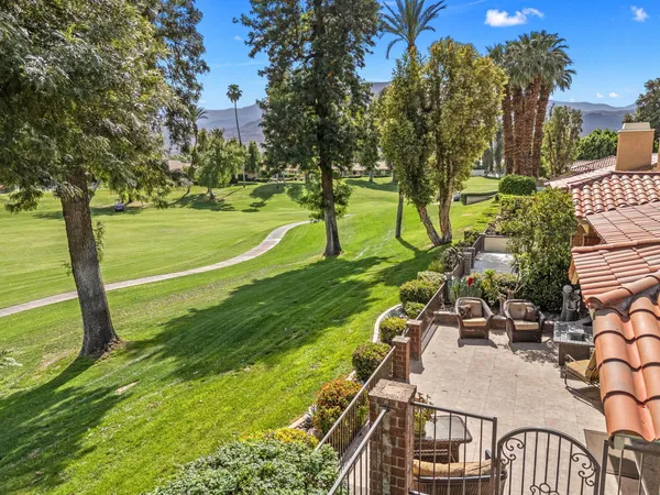 $1,100,000 | 133 Juan Circle, Palm Desert, CA 92260