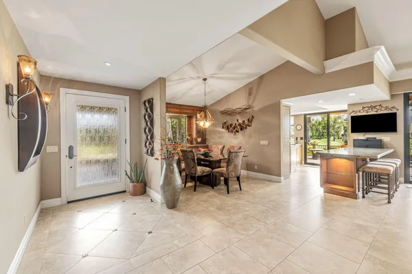 $1,100,000 | 133 Juan Circle, Palm Desert, CA 92260