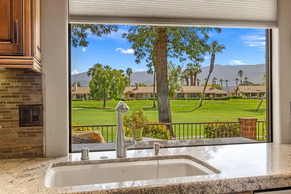$1,100,000 | 133 Juan Circle, Palm Desert, CA 92260