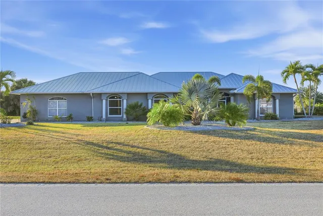 $750,000 | 978 Boundary Boulevard, Rotonda West, FL 33947