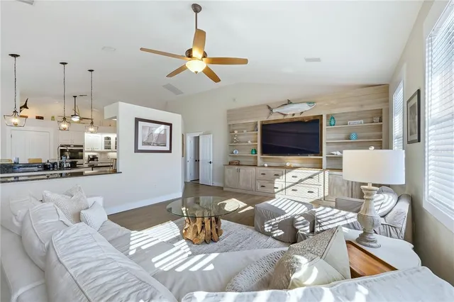 $750,000 | 978 Boundary Boulevard, Rotonda West, FL 33947