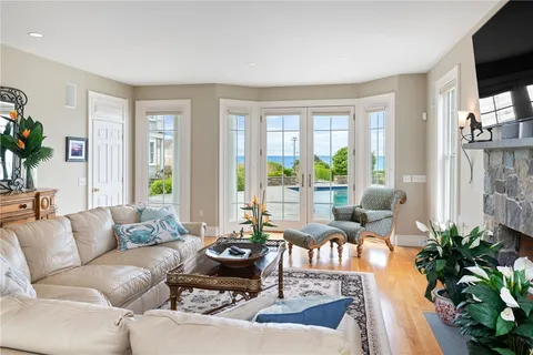 $8,200,000 | 41 Castle Hill Avenue, Newport, RI 02840