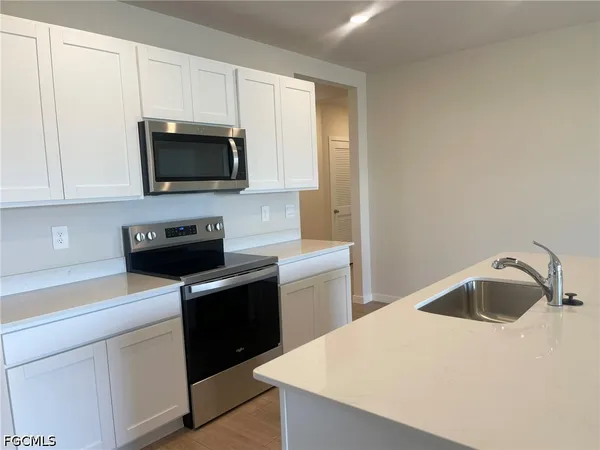 $2,250 | 1321 Northeast 9th Street, Cape Coral, FL 33909
