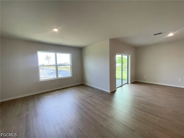 $2,250 | 1321 Northeast 9th Street, Cape Coral, FL 33909