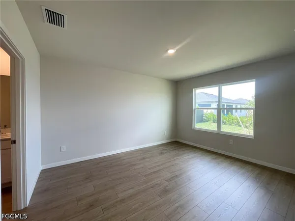 $2,250 | 1321 Northeast 9th Street, Cape Coral, FL 33909