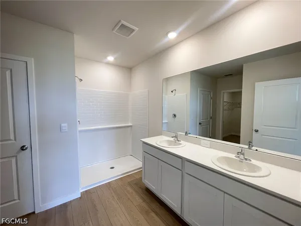 $2,250 | 1321 Northeast 9th Street, Cape Coral, FL 33909